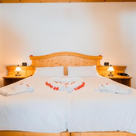 Hotel Dolomiti Di De Martin D Oscar Comèlico Superiore Eksteriør billede