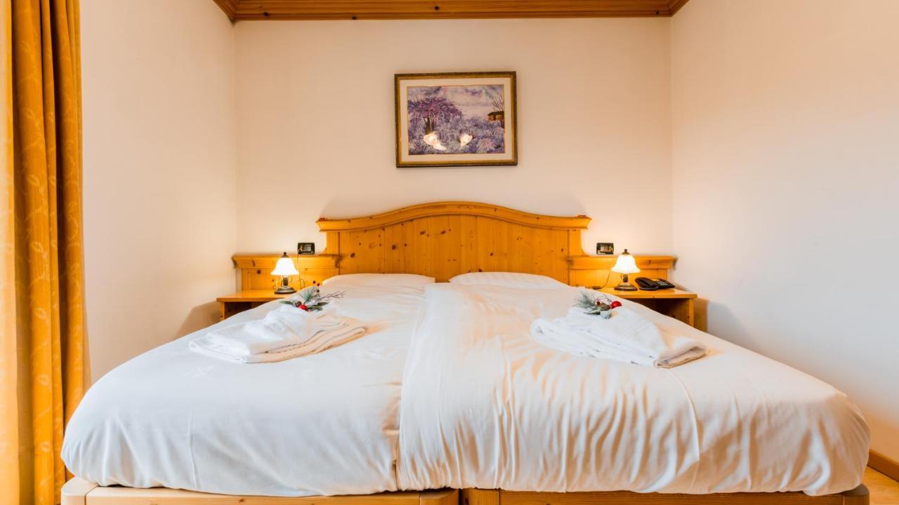 Hotel Dolomiti Di De Martin D Oscar Comèlico Superiore Eksteriør billede