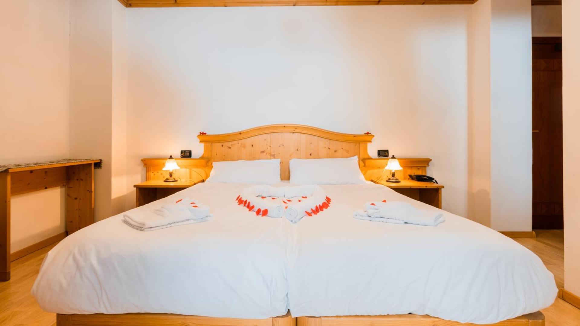 Hotel Dolomiti Di De Martin D Oscar Comèlico Superiore Eksteriør billede